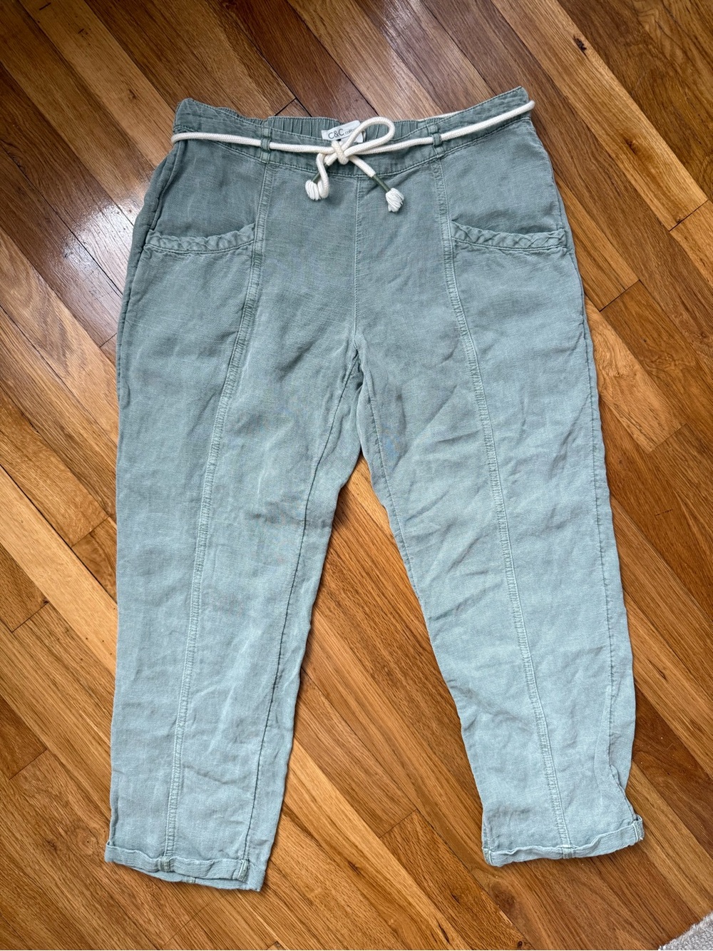 C&C California Sage Drawstring Casual Cropped Pants